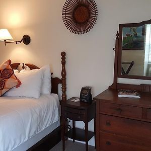Chambre Standarde Lit Queen-Size
